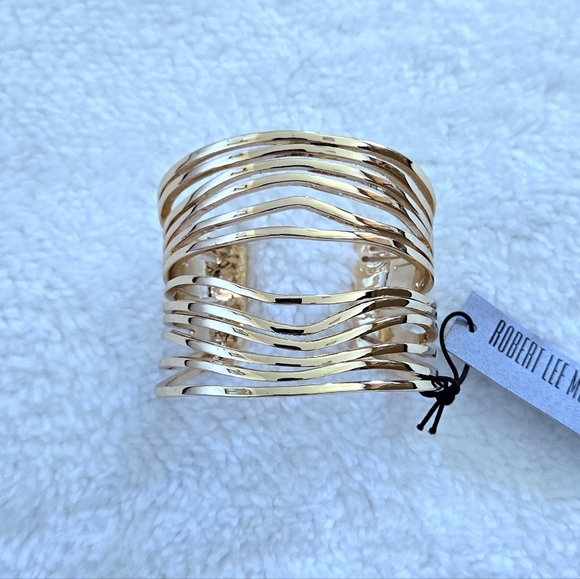 Robert Lee Morris Layered Gold💛 Wire Cuff Bracelet - Picture 2 of 16